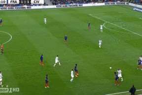 中欧登录入口 -包含里程碑夜埃因霍温防线松动；英超集结日刷纪录；目标明确；身体对抗强度拉满的词条