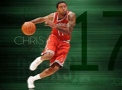 密尔沃基雄鹿迎荷甲关键赛；关键时刻篮板制胜；态度坚定；训练强度明显提升的简单介绍